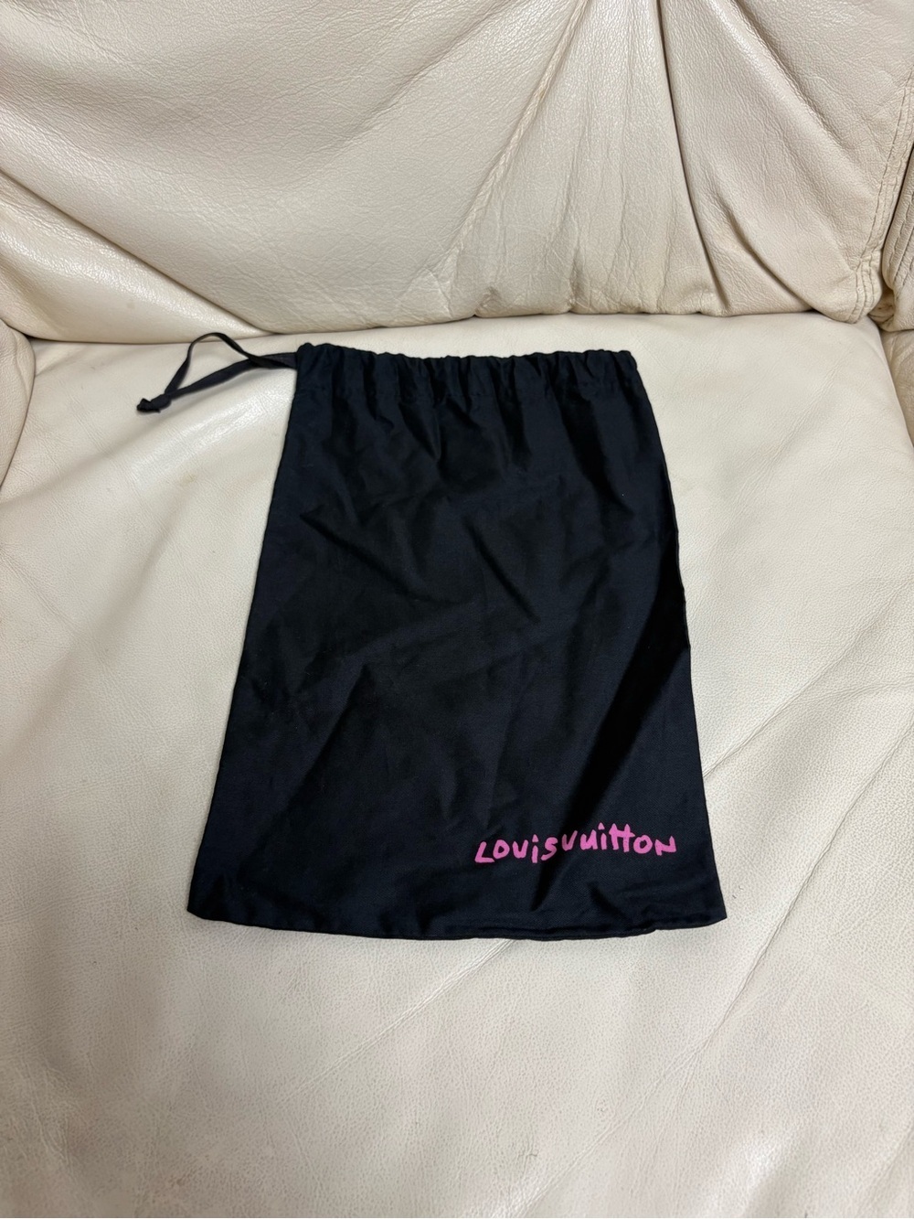 Louis Vuitton Small Scarf Black Drawstring Dust Bag Pink Sprouse Logo